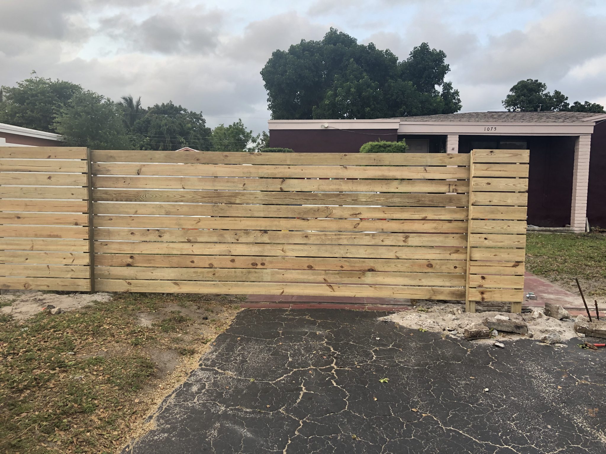 Top Las Vegas Fence Company & Installation Fence Builders of Las